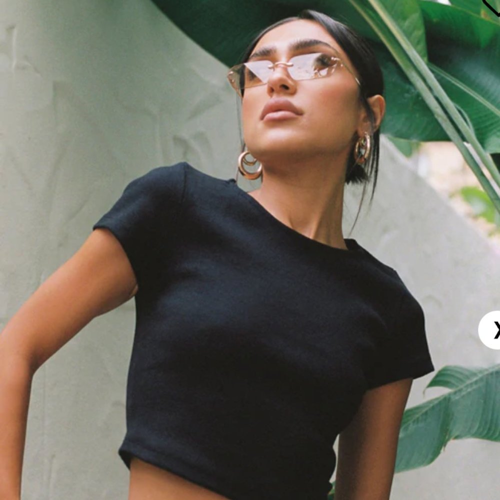 Princess Polly black crop top nwot